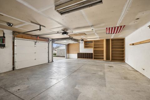 Tiny photo for 2504 N Boulevard View Avenue, Waukegan, IL 60087 (MLS # 12611694)