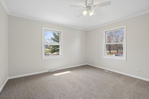 Tiny photo for 2504 N Boulevard View Avenue, Waukegan, IL 60087 (MLS # 12611694)