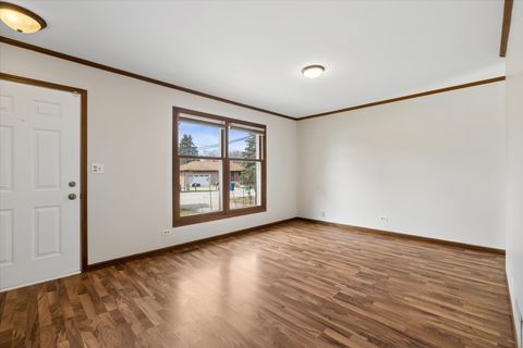 Tiny photo for 2504 N Boulevard View Avenue, Waukegan, IL 60087 (MLS # 12611694)