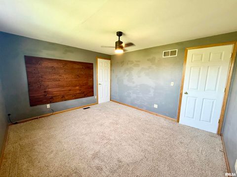 Tiny photo for 645 SUNCREST Court, Sherrard, IL 61281 (MLS # QC4268286)