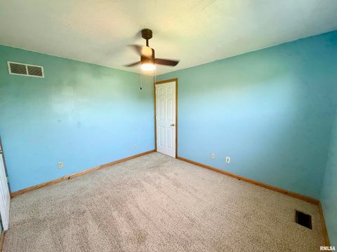 Tiny photo for 645 SUNCREST Court, Sherrard, IL 61281 (MLS # QC4268286)