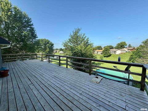 Tiny photo for 645 SUNCREST Court, Sherrard, IL 61281 (MLS # QC4268286)