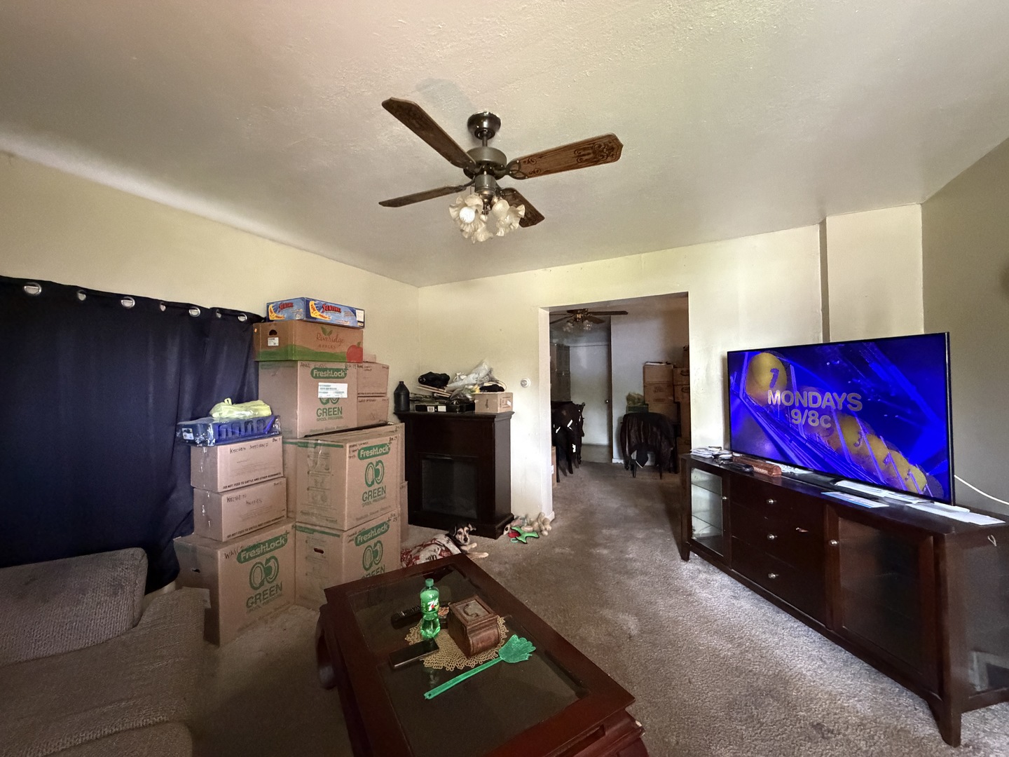 523 W 9th Street