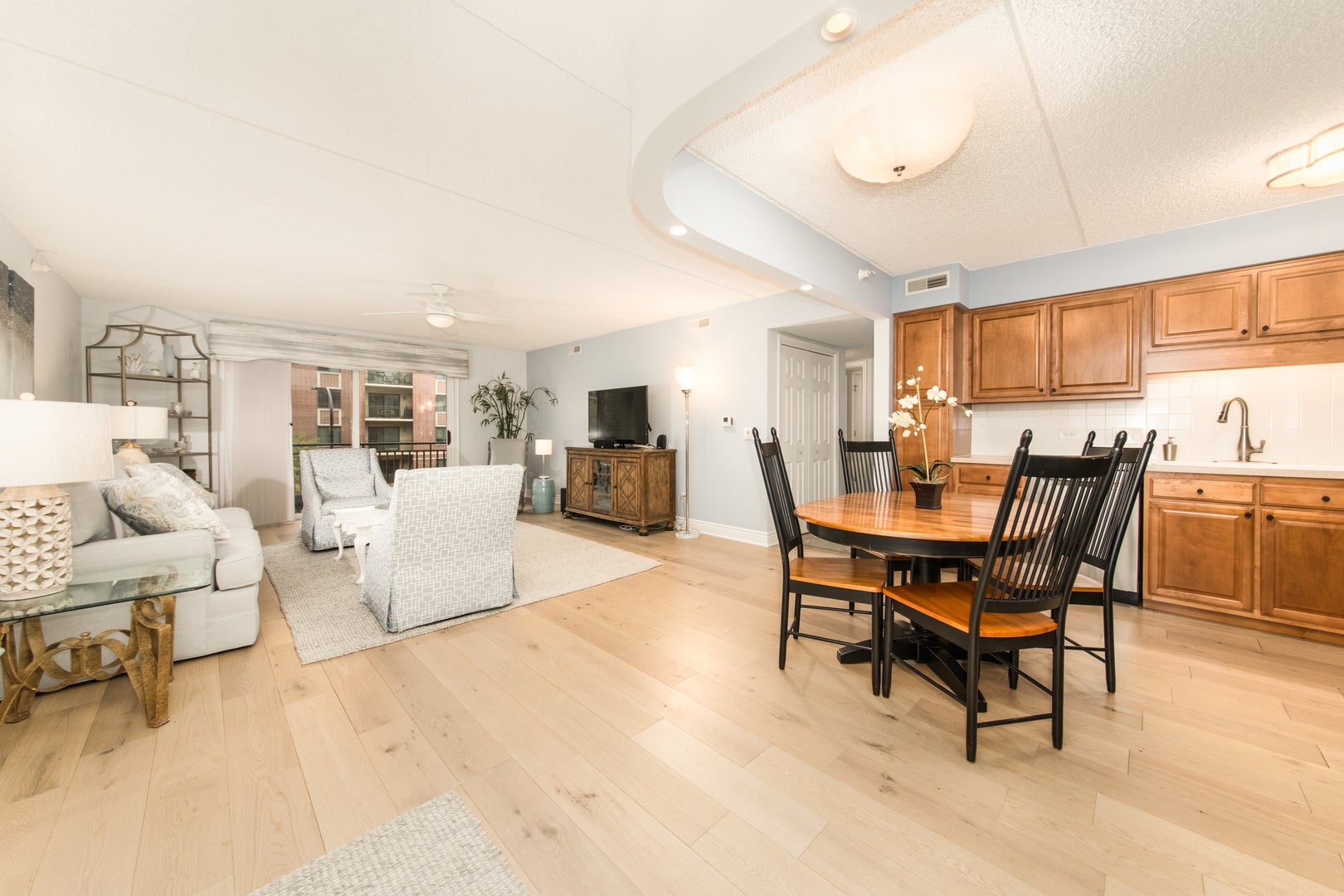 10 S Wille Street 303