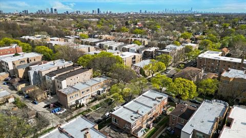 Tiny photo for 7042 N Washtenaw Avenue, Chicago, IL 60645 (MLS # 12618554)