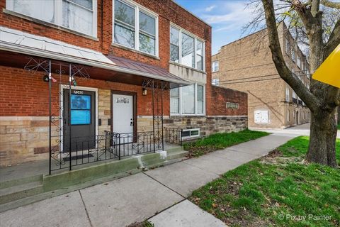 7042 N Washtenaw Avenue Chicago IL 60645