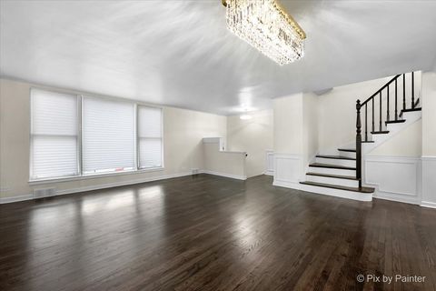 Tiny photo for 7042 N Washtenaw Avenue, Chicago, IL 60645 (MLS # 12618554)