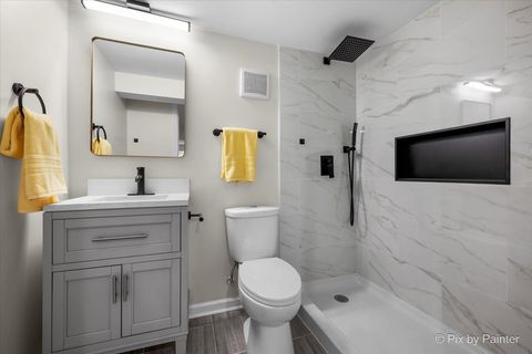 Tiny photo for 7042 N Washtenaw Avenue, Chicago, IL 60645 (MLS # 12618554)