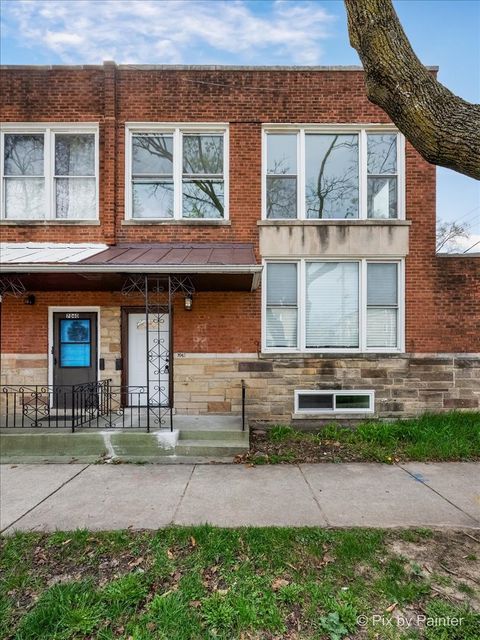Tiny photo for 7042 N Washtenaw Avenue, Chicago, IL 60645 (MLS # 12618554)