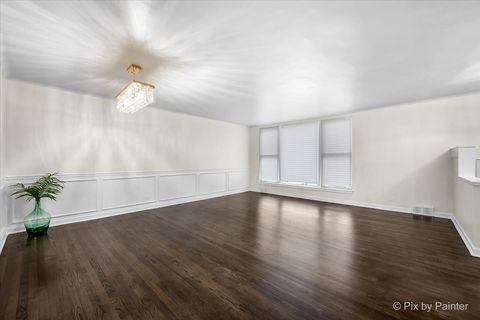 Tiny photo for 7042 N Washtenaw Avenue, Chicago, IL 60645 (MLS # 12618554)