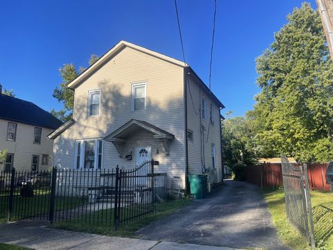 347 Pine Street Joliet IL 60435