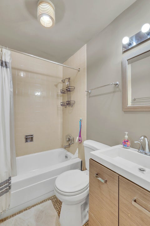 Tiny photo for 2901 S Michigan Avenue #403, Chicago, IL 60616 (MLS # 12698008)