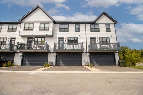Tiny photo for 8380 Miami Avenue, Morton Grove, IL 60053 (MLS # 12487376)
