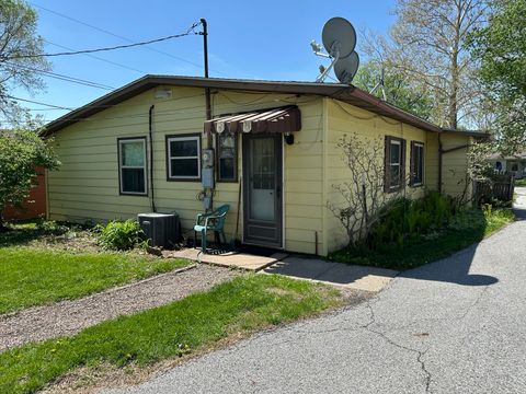 Tiny photo for 11609 18th Street, Milan, IL 61264 (MLS # 12625065)