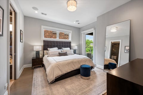Tiny photo for 729 W Diversey Parkway #2, Chicago, IL 60614 (MLS # 12730440)