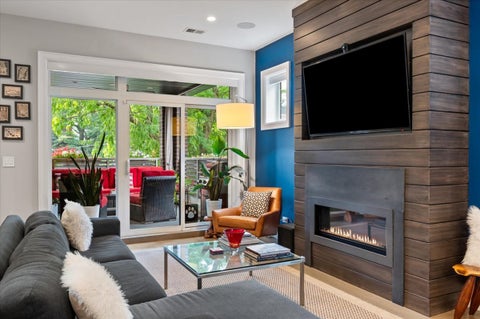 Tiny photo for 729 W Diversey Parkway #2, Chicago, IL 60614 (MLS # 12730440)