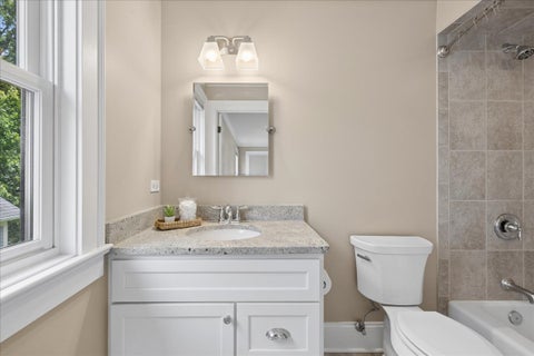 Tiny photo for 407 McKinley Avenue, Libertyville, IL 60048 (MLS # 12765541)