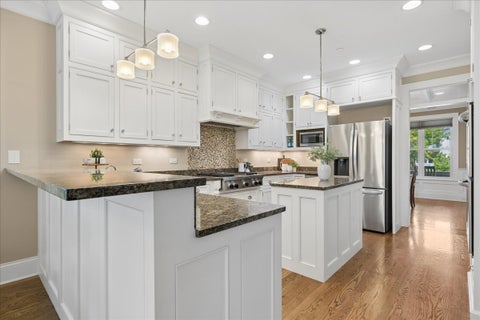 Tiny photo for 407 McKinley Avenue, Libertyville, IL 60048 (MLS # 12765541)