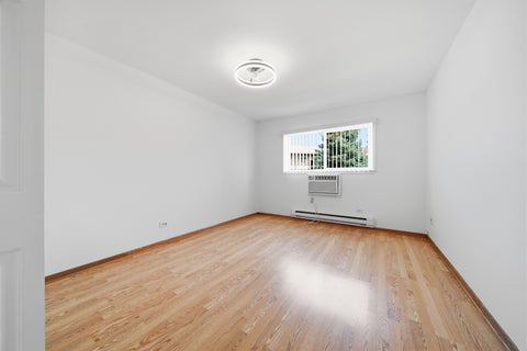 Tiny photo for 836 E Old Willow Road #111, Prospect Heights, IL 60070 (MLS # 12744191)