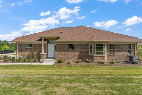 Tiny photo for 11289 Tuscany Lane, Lemont, IL 60439 (MLS # 12188294)