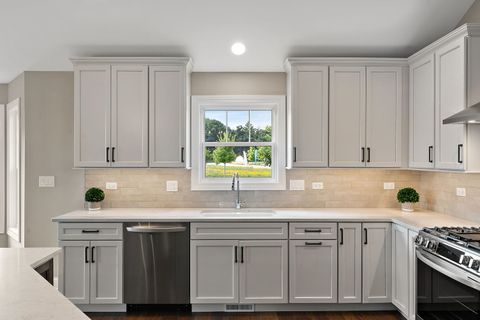 Tiny photo for 11289 Tuscany Lane, Lemont, IL 60439 (MLS # 12188294)