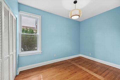 Tiny photo for 4220 N Whipple Street #1E, Chicago, IL 60618 (MLS # 12509534)