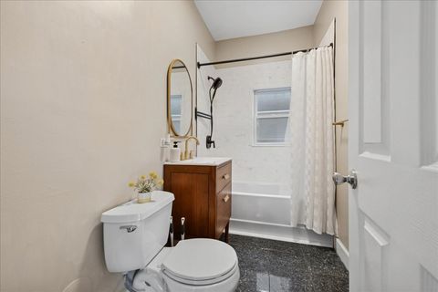 Tiny photo for 4220 N Whipple Street #1E, Chicago, IL 60618 (MLS # 12509534)