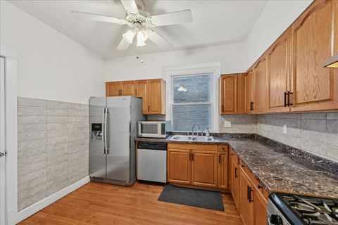 Tiny photo for 4220 N Whipple Street #1E, Chicago, IL 60618 (MLS # 12509534)