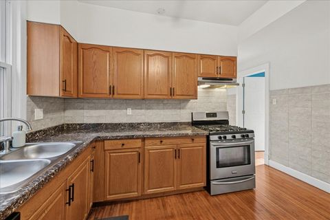 Tiny photo for 4220 N Whipple Street #1E, Chicago, IL 60618 (MLS # 12509534)