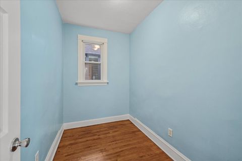 Tiny photo for 4220 N Whipple Street #1E, Chicago, IL 60618 (MLS # 12509534)