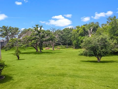 Tiny photo for 8612 Crystal Springs Road, Woodstock, IL 60098 (MLS # 12387424)