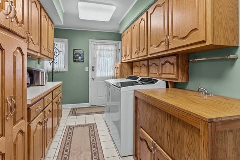 Tiny photo for 8612 Crystal Springs Road, Woodstock, IL 60098 (MLS # 12387424)