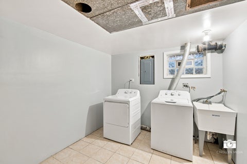 Tiny photo for 9412 Noel Avenue, Des Plaines, IL 60016 (MLS # 12739222)
