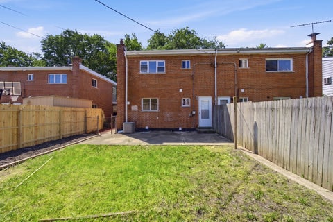 Tiny photo for 9412 Noel Avenue, Des Plaines, IL 60016 (MLS # 12739222)