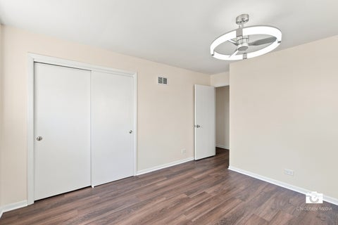 Tiny photo for 9412 Noel Avenue, Des Plaines, IL 60016 (MLS # 12739222)