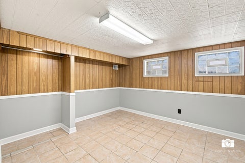 Tiny photo for 9412 Noel Avenue, Des Plaines, IL 60016 (MLS # 12739222)