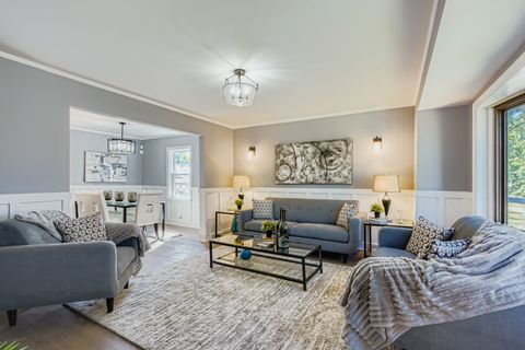 Tiny photo for 8841 S Utica Street, Evergreen Park, IL 60805 (MLS # 12521909)