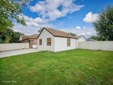Tiny photo for 10059 S Spaulding Avenue, Evergreen Park, IL 60805 (MLS # 12730648)