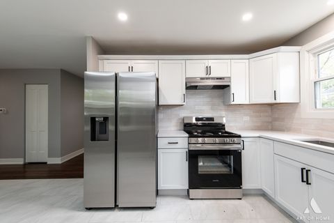 Tiny photo for 9128 Homestead Lane, Bridgeview, IL 60455 (MLS # 12502746)