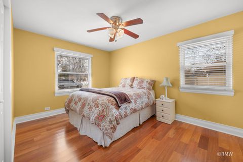 Tiny photo for 1149 Carlisle Avenue, Elk Grove Village, IL 60007 (MLS # 12564646)