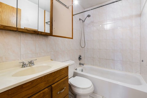 Tiny photo for 239 Oxford Court, Bloomingdale, IL 60108 (MLS # 12725603)