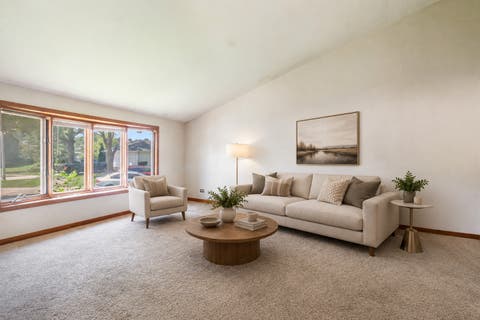 Tiny photo for 239 Oxford Court, Bloomingdale, IL 60108 (MLS # 12725603)
