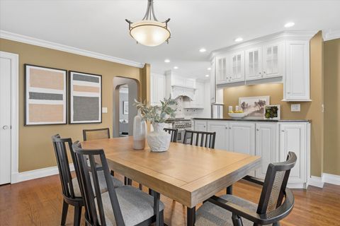 Tiny photo for 4622 Gilbert Avenue, Western Springs, IL 60558 (MLS # 12597342)