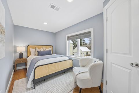 Tiny photo for 4622 Gilbert Avenue, Western Springs, IL 60558 (MLS # 12597342)