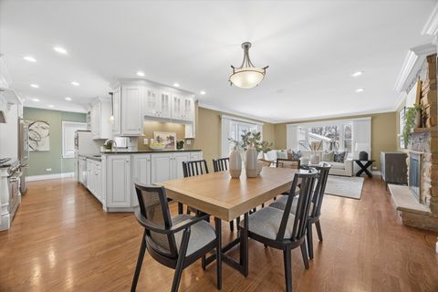 Tiny photo for 4622 Gilbert Avenue, Western Springs, IL 60558 (MLS # 12597342)