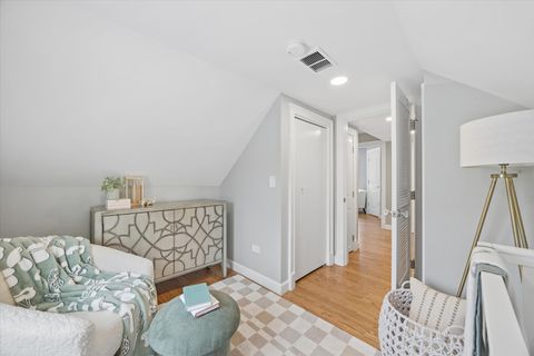 Tiny photo for 4622 Gilbert Avenue, Western Springs, IL 60558 (MLS # 12597342)