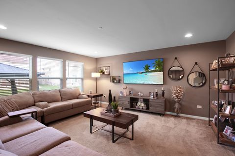 Tiny photo for 98 Lawrence Lane, Matteson, IL 60443 (MLS # 12500724)