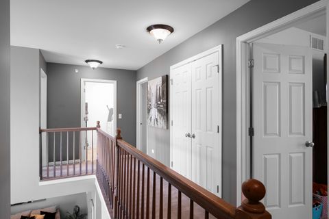 Tiny photo for 98 Lawrence Lane, Matteson, IL 60443 (MLS # 12500724)