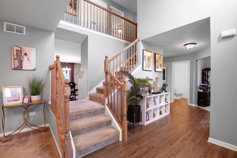 Tiny photo for 98 Lawrence Lane, Matteson, IL 60443 (MLS # 12500724)