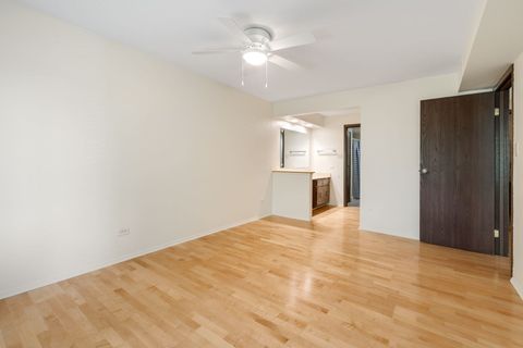 Tiny photo for 13635 Lamon Avenue #A21, Crestwood, IL 60418 (MLS # 12470920)